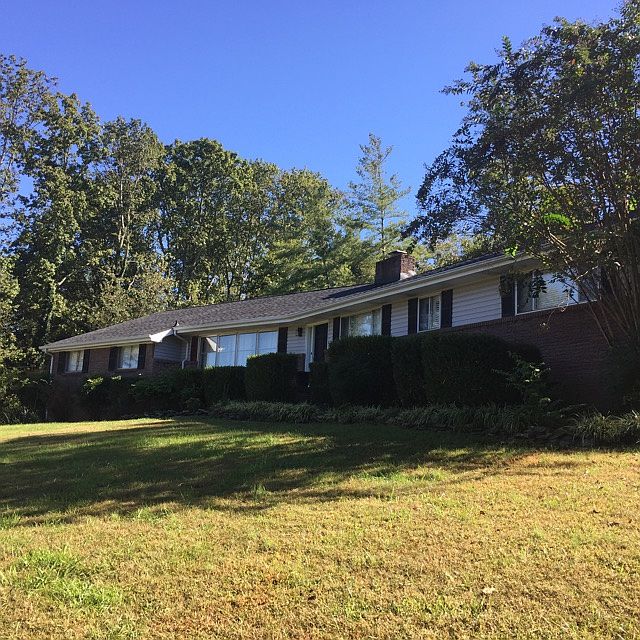 403 Hillandale Dr Athens, TN