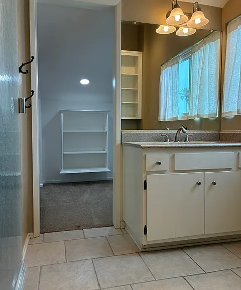 2028 Ayala St — Photo 38