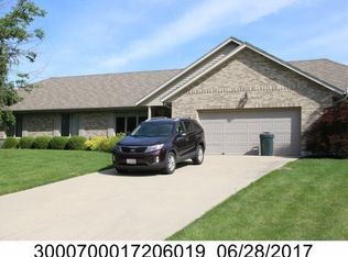 427 Carillion Dr, Springfield, OH 45503
