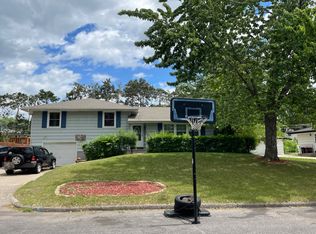 1648 Dixon Dr, Saint Paul Park, MN 55071