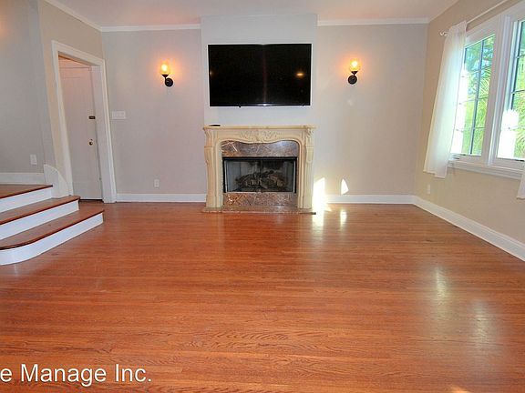 4th image of 4905 East Broadway
