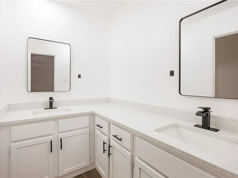 6114 Wilderock Dr #C — Photo 17