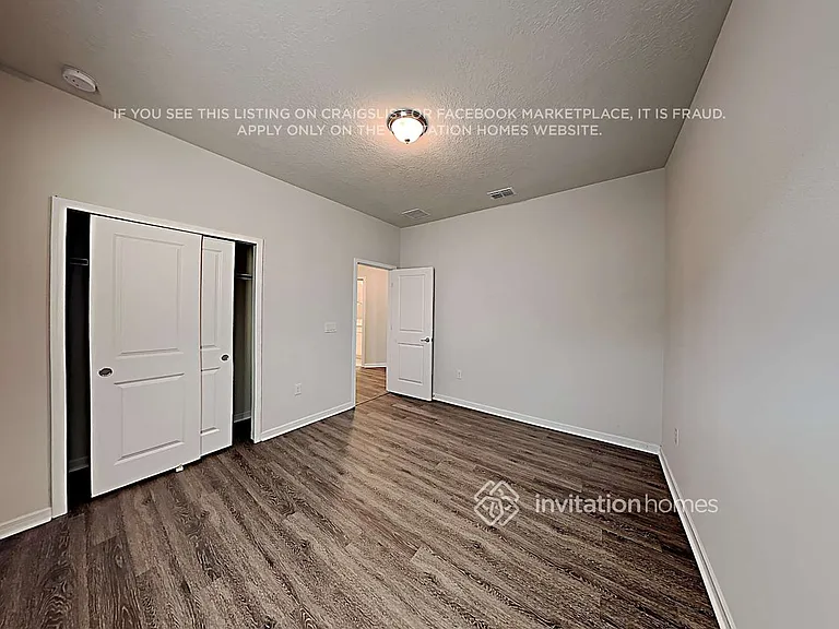 5190 Royal Point Ave — Photo 16