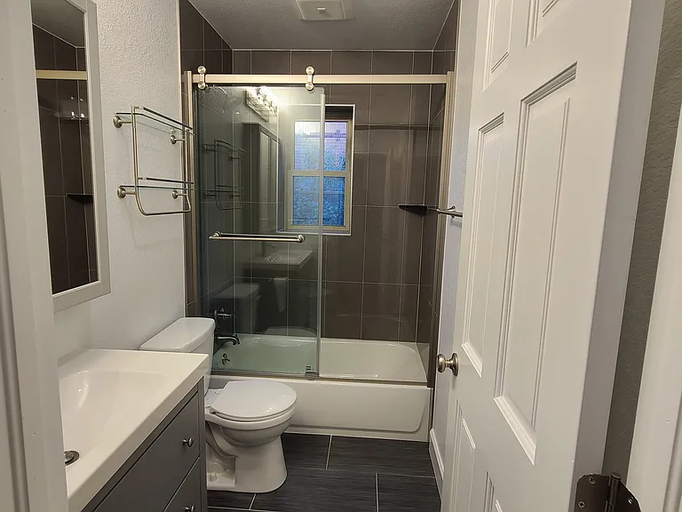 1266 N Downing St #1 — Photo 5