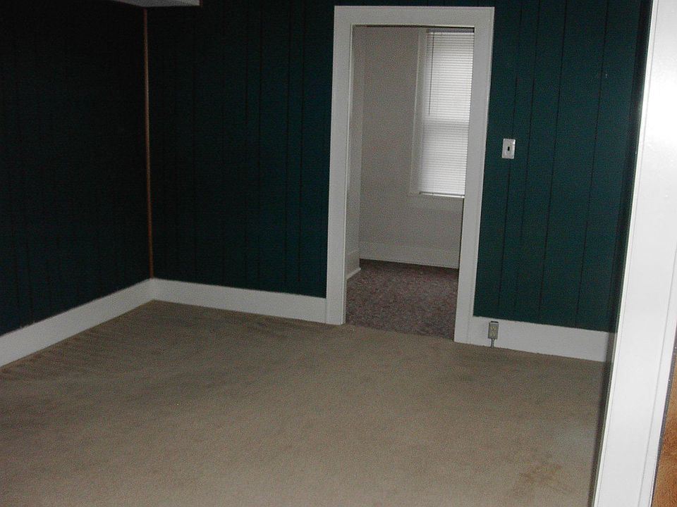 Large dining area (kitchen in background) can be used as a study.