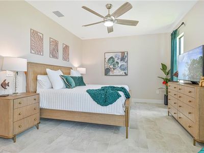 2020 SW 28th Ln, Cape Coral, FL, 33914