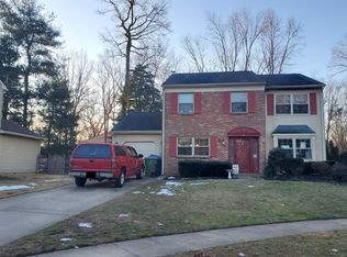 8 Laura Ln, Marlton, NJ 08053