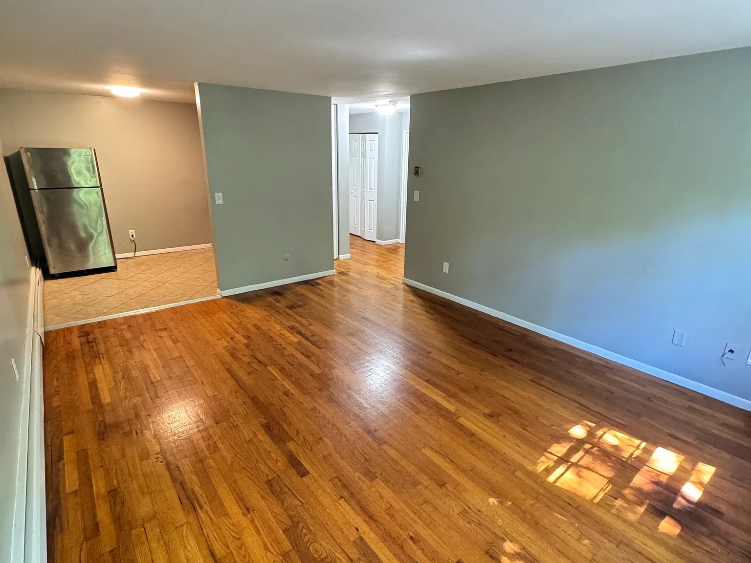 10 Highland St — Photo 3