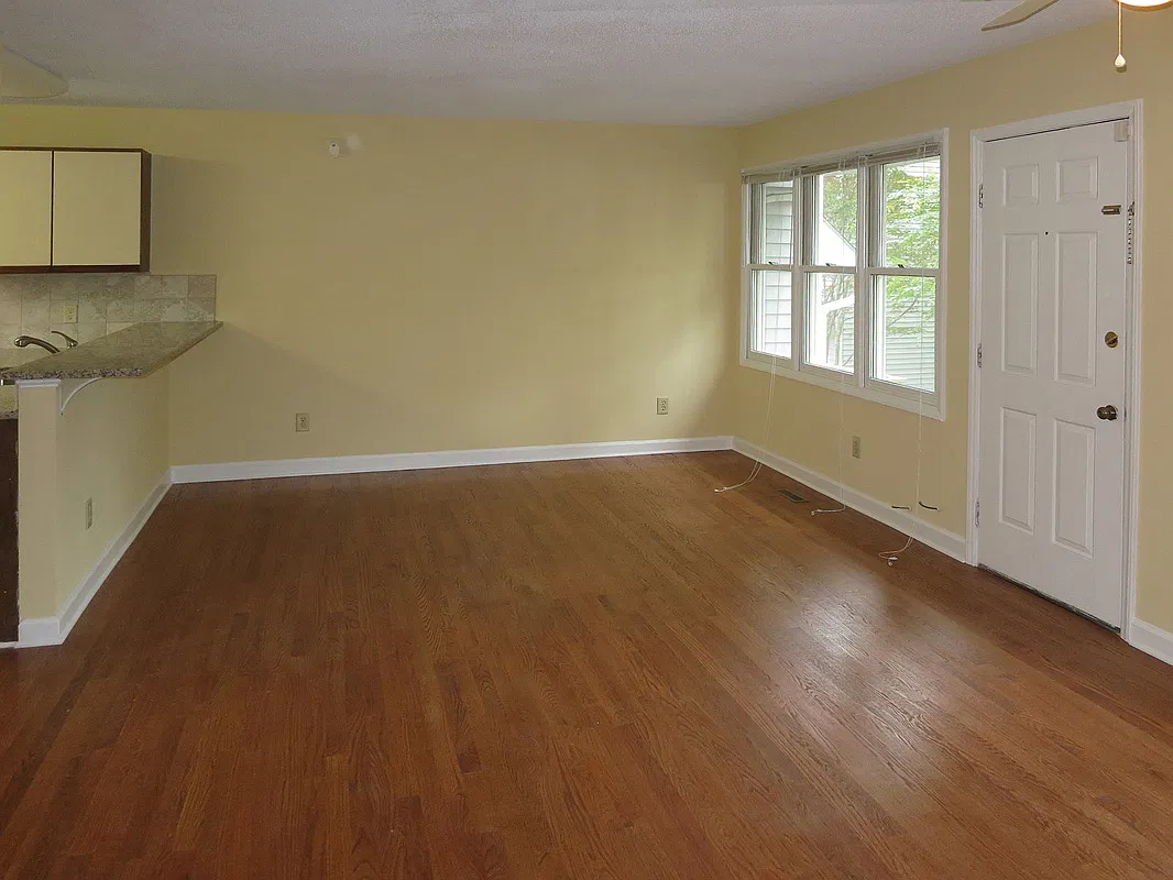 4 bed, 3.5 bath, 1408 sqft, $2,850 — Photo 2