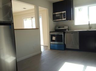 40 King Rd, Rocky Point, NY 11778