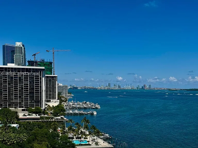2333 Brickell Ave #1407 — Photo 7