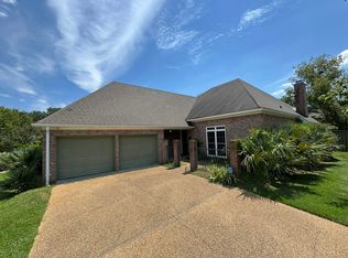 301 Golden Pond Dr, Madison, MS 39110