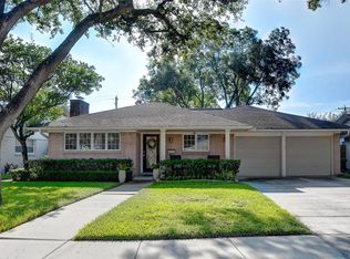 3527 Westridge St, Houston, TX 77025