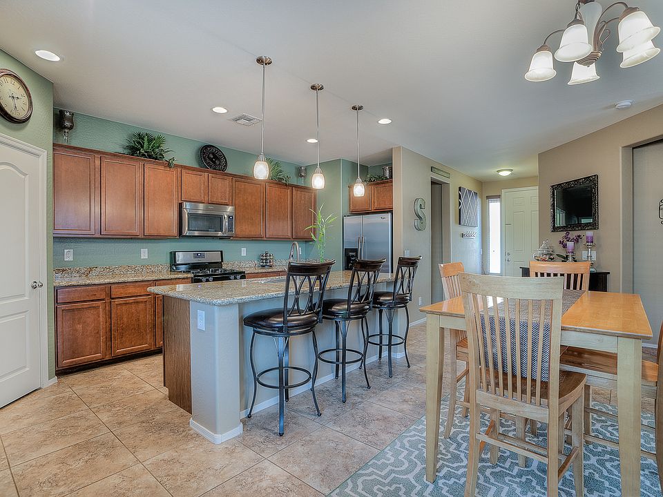 1st image of 21159 E Creekside Dr