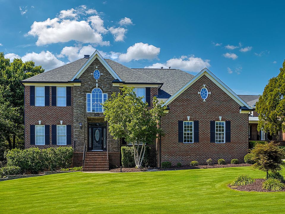 1st image of 2721 Stratford Hall Dr
