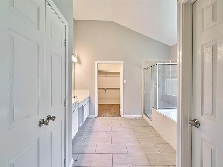 13714 Hillingdale Ln — Photo 13
