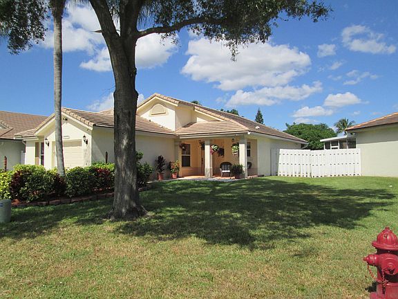 2nd image of 7892 Manor Forest Ln