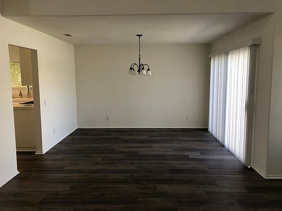 5th image of 37519 Vineyard Knoll Dr