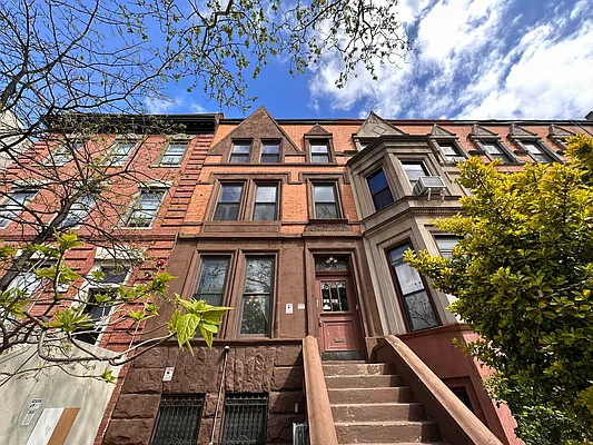 Rented by Massada Home Sales Inc | media 14