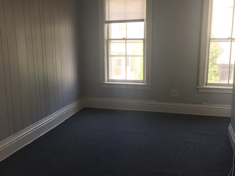 170 Lancaster St — Photo 3