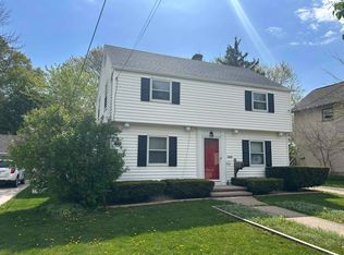 1928 S Lawe St, Appleton, WI 54915