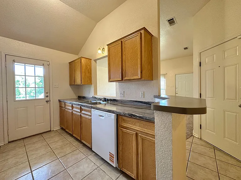 4201 Alleeta Dr — Photo 9