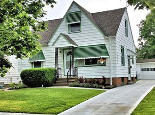 4348 W 56th St, Cleveland, OH