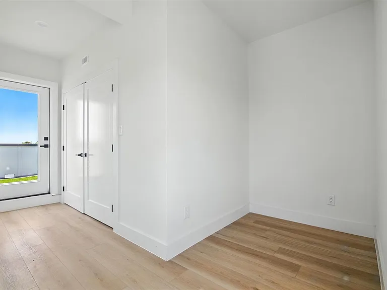 1425 N Garrett Ave #106 — Photo 16