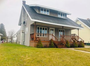 2014 Garfield St, Two Rivers, WI 54241