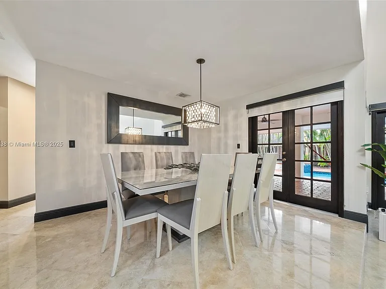5424 SW 154th Pl — Photo 10
