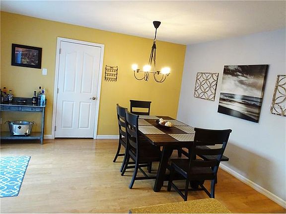 5th image of 2167 Glossy Privet Dr