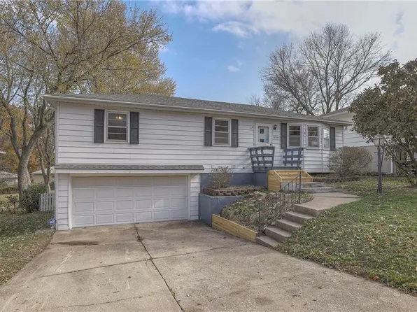 13215 Grand Ave, Kansas City, MO 64145