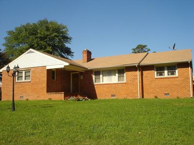 816 Forest View Dr, Colonial Heights, VA, 23834