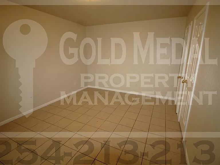 601 N Gilmer St — Photo 8