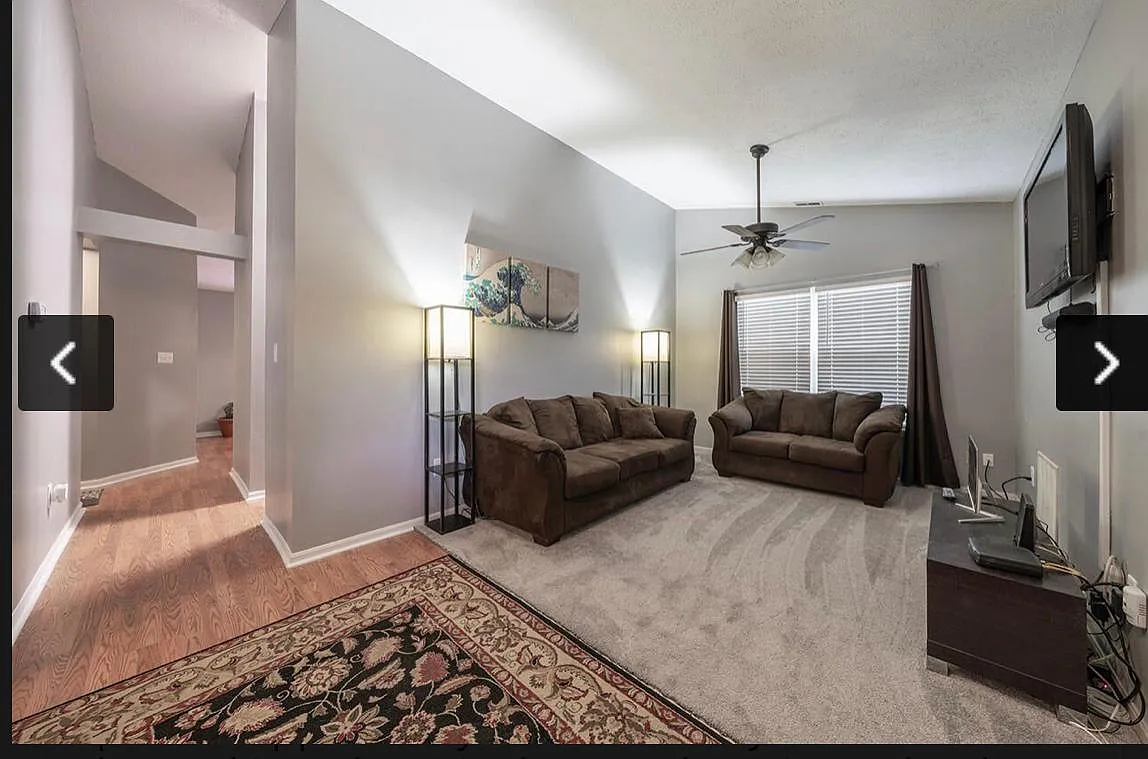 Living Room - 3607 Jonathan Dr