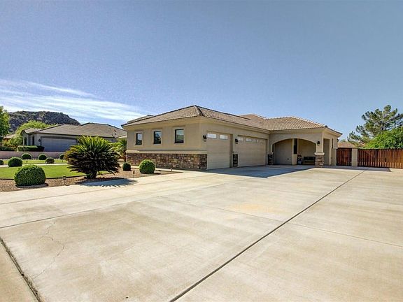 3rd image of 8531 E Princess Cir