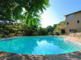 2 Bear Ln, New Milford, CT 06776