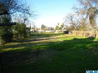 642 E Douglas Ave, Visalia, CA 93292