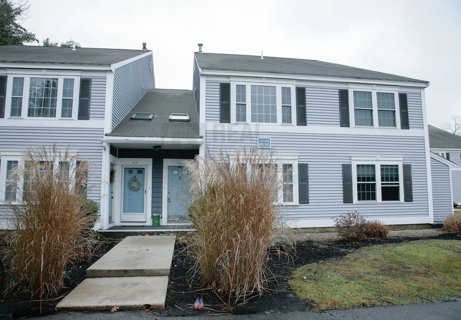 2 bed, 2.0 bath, 1071 sqft, $2,200 — Photo 1