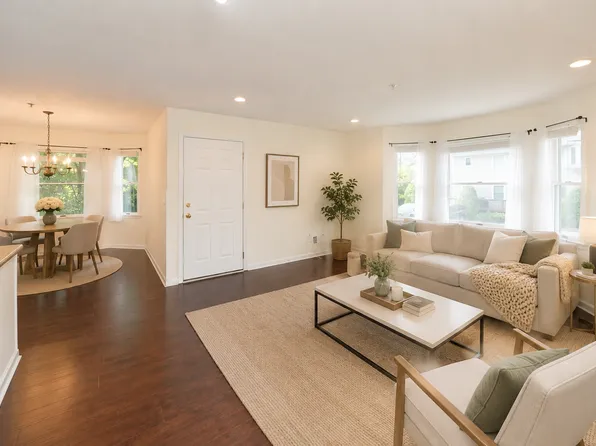 45 Royal Ave APT 49, Hawthorne, NJ 07506