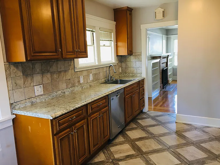 1122 Channing Ave — Photo 11
