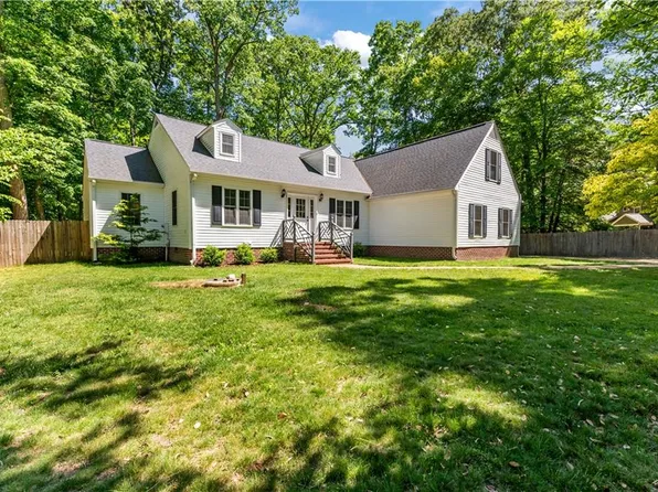 7552 Vincent Dr, Toano, VA 23168