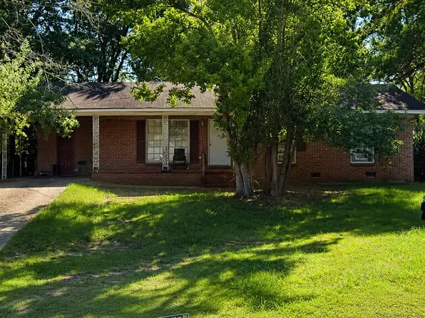 1307 Galaxie Dr, Dothan, AL 36301