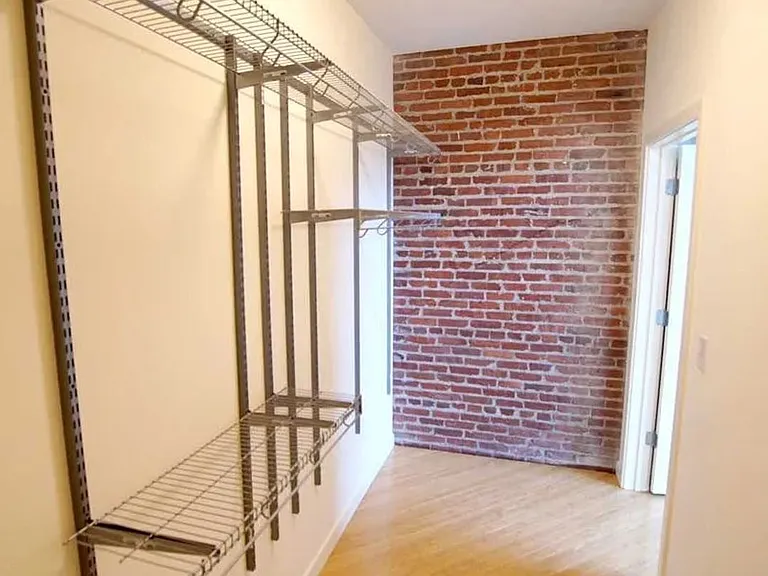 Roebling Lofts — Photo 32