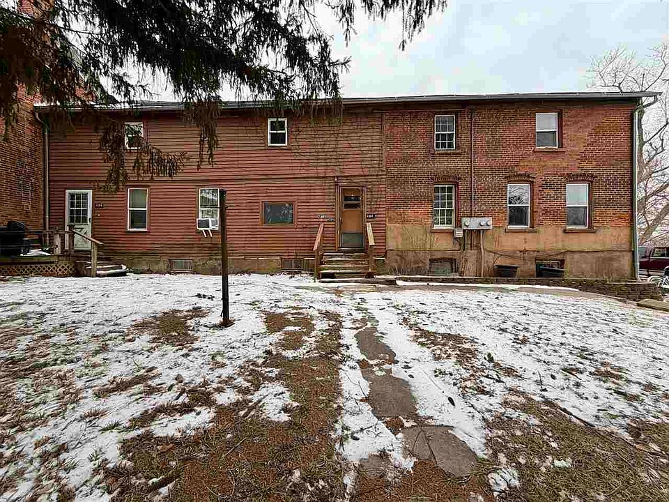 1st image of 4304 V St