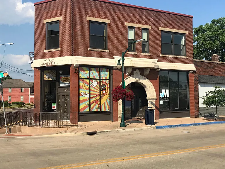 700 S Main St #202 — Photo 1