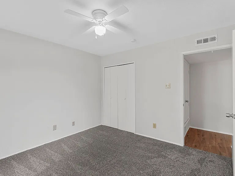 848 Shenandoah Dr — Photo 5
