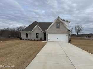 6588 Boxley Pointe, Walls, MS 38680