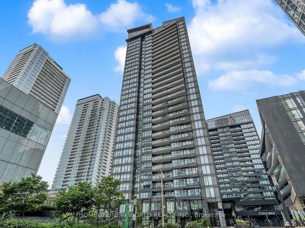 70 Queens Wharf Rd #612, Toronto, ON M5V 0J2