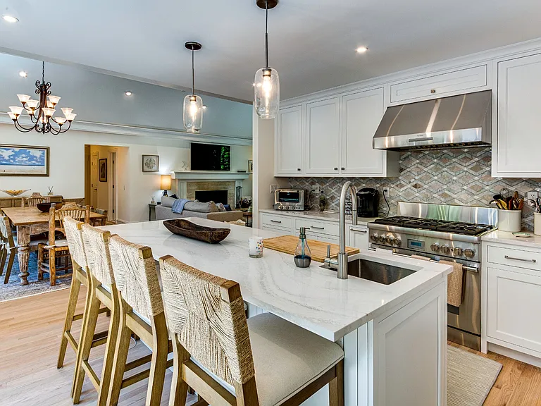 173 Northside Dr — Photo 25